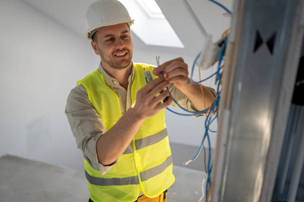 Best Electrical Outlet Repair  in Wilton Manors, FL